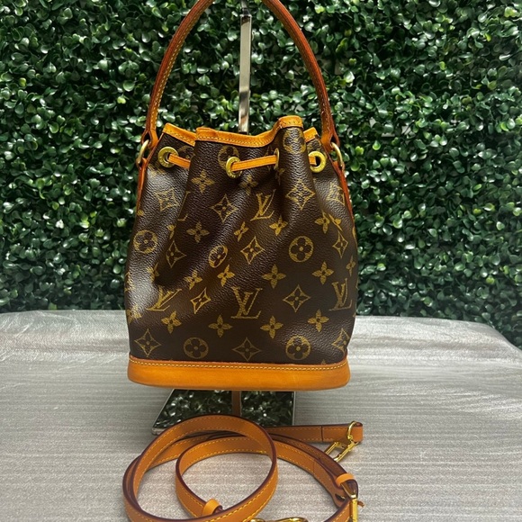 Louis Vuitton MINI Noe Bag - Picture 3 of 12